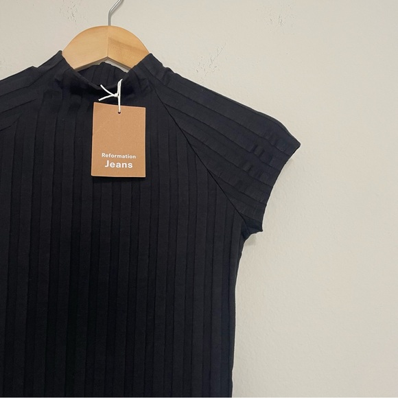 NWT REFORMATION Black Ribbed Giselle Mock Neck Top Size XS - Picture 3 of 7